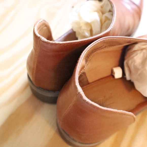 Casual Leather Cut Out Flat - Picture 8 of 11